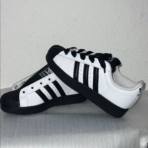 Adidas SUPERSTAR SHELLTOE Black White Sneaker 36 2/3 4.5Y 6.5 Women PRICE FIRM